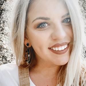 Meet your Posher, Lexie